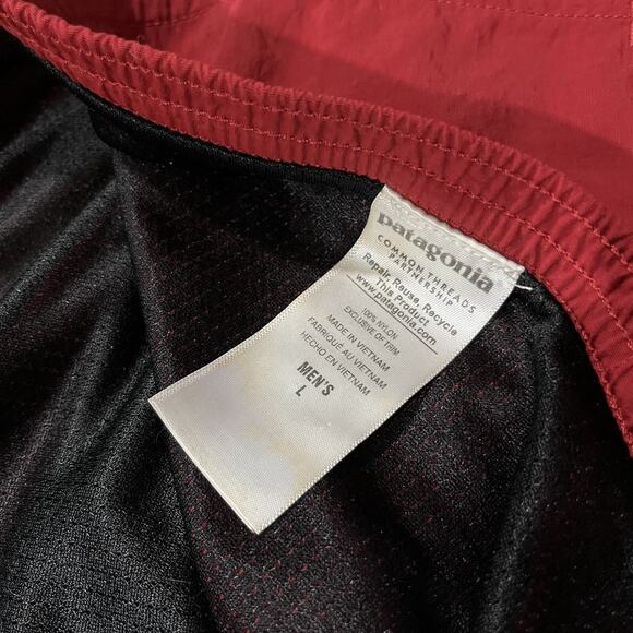 Patagonia Mens Baggies Shorts Red No Stretch Flawed Size XXL (42") - Picture 5 of 9